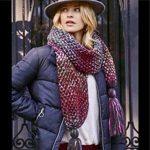 NWOT Altar’d State winter scarf multicolored